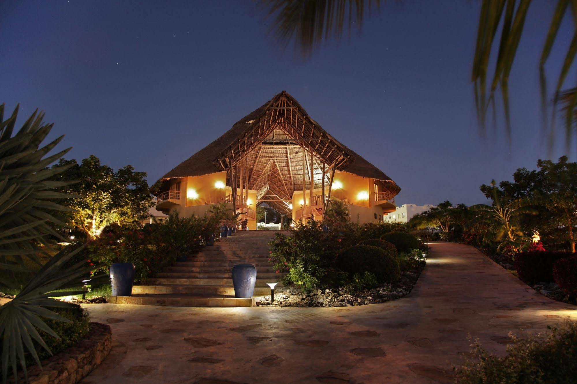 Gold Zanzibar Beach House & Spa Kendwa Exterior foto